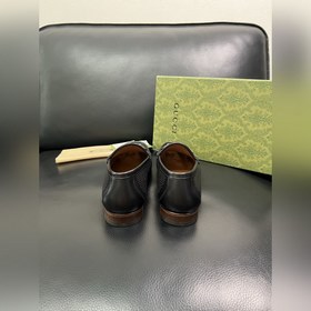 Gucci Premium Reseller IT Коллекция об