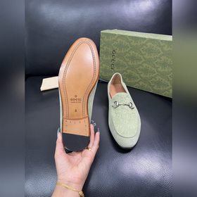 Gucci Premium Reseller IT Коллекция об