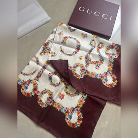 Gucci 25 Новые цветочные аксессуары Кв
