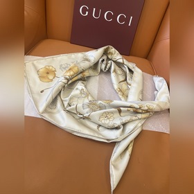 Gucci 25new Шарф из шелка с цветочным 