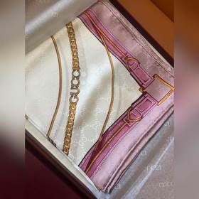 Gucci 25 Новый Кожаная цепочка Квад