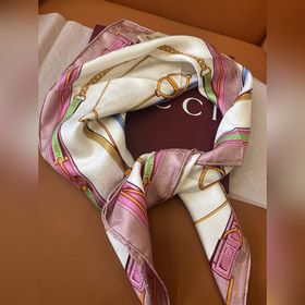 Gucci 25 Новый Кожаная цепочка Квад