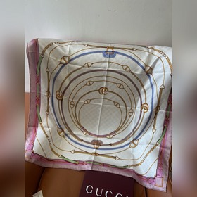 Gucci 25 Новый Кожаная цепочка Квад
