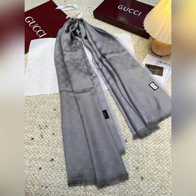 Шарфы Gucci — последние остатки! Тем, 