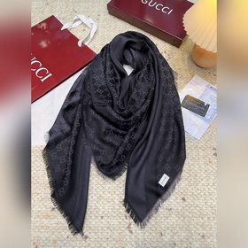 Шарфы Gucci — последние остатки на скл