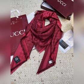 Шарфы Gucci — последние остатки на скл