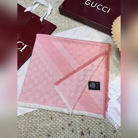 Шарфы Gucci — последние остатки на скл