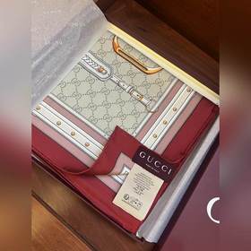 Gucci 25new Equestrian Buckle Burgundy