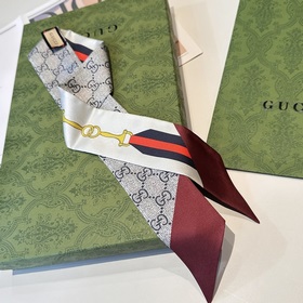 Шелковый шарф Gucci Twilly, ремень с з