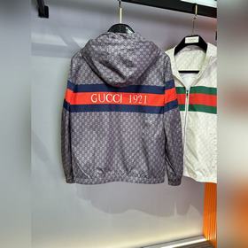Куртка Gucci 24 Premium с капюшоном и 