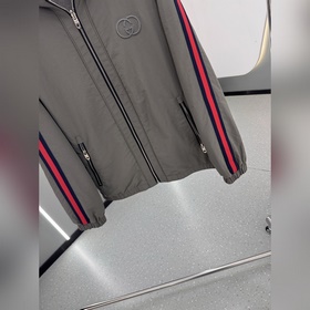 Осень/Зима 2025 Новинка Gucci Двусторо