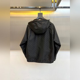 Gucci, коллекция осень/зима 2026： двус