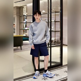 Gucci 25s Осень/Зима Новинка Свитшот с