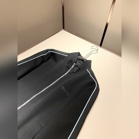Gucci 2026 Осень/Зима — новейшие унисе