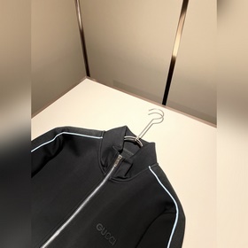 Gucci 2026 Осень/Зима — новейшие унисе