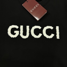 Свитшот Gucci 25 с круглым вырезом. Ре