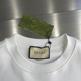 Свитшот Gucci с круглым вырезом и конт