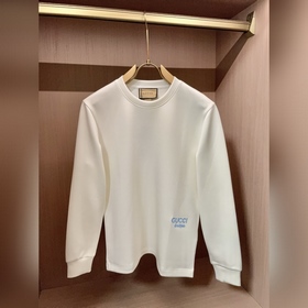 Gucci Осень/Зима 2026 Новинка в бутике