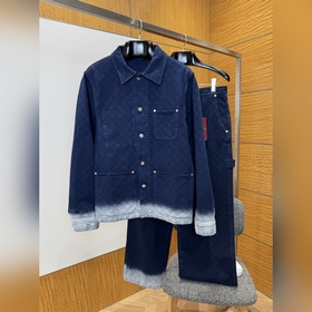 Комплект из джинсовой куртки с длинным