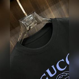 Эксклюзивная осенняя новинка от Gucci：