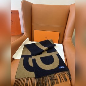 Новый кашемировый шарф Hermès Stirrup,