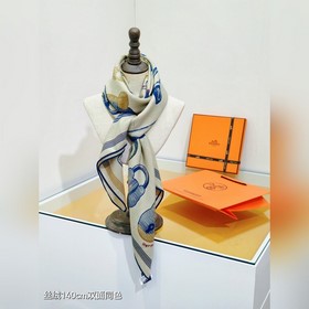 Двусторонняя, одного цвета, 140x140 см