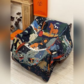 Новое поступление в наличии： бархатный