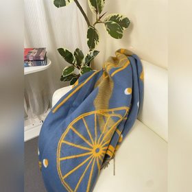 Мотив Cheval Cabriolet происходит от п