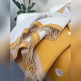 Мотив Cheval Cabriolet происходит от п