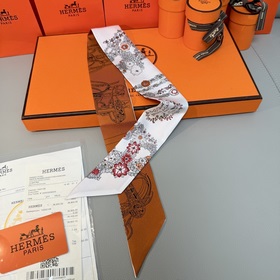 Шелковый шарф Hermès Twilly из коллекц