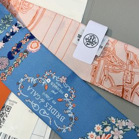 Шелковый шарф Hermès Twilly из коллекц