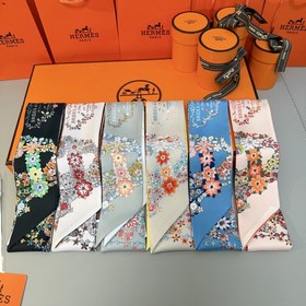 Шелковый шарф Hermès Twilly из коллекц