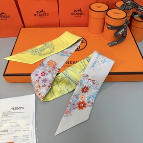 Шелковый шарф Hermès Twilly из коллекц