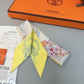 Шелковый шарф Hermès Twilly из коллекц