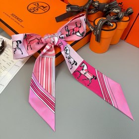Новый Twilly от Hermès, изготовленный