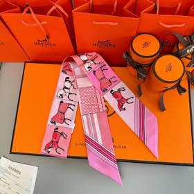 Новый Twilly от Hermès, изготовленный 