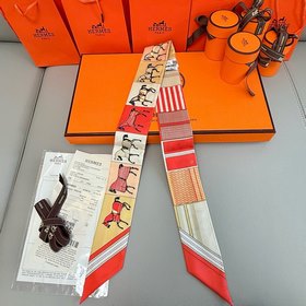 Новый Twilly от Hermès, изготовленный