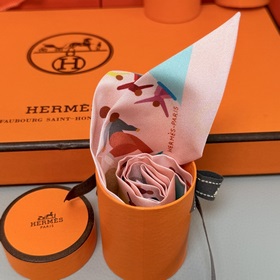 Шелковый шарф Hermès Twilly Шелковый