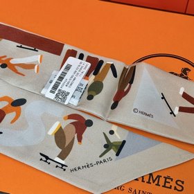 Шелковый шарф Hermès Twilly Шелковый