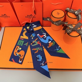 Шелковый шарф Hermès Twilly Шелковый