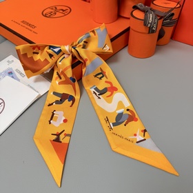 Шелковый шарф Hermès Twilly Шелковый