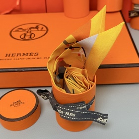Шелковый шарф Hermès Twilly Шелковый