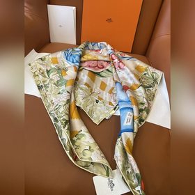 Hermès «Платок на лужайке»  Эксклюзи