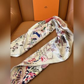Hermès, шелковый шарф Hermès： «Волшебн