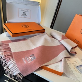 Двусторонний шарф Hermès. Классический