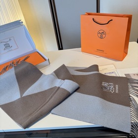 Двусторонний шарф Hermès. Классический