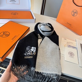 Двусторонний шарф Hermès. Классический