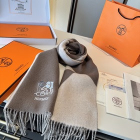 Двусторонний шарф Hermès. Классический