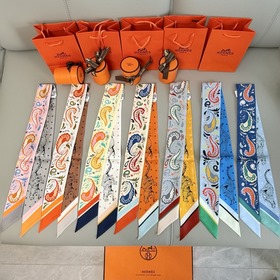 Шарф Hermès Cheetah Bandana Twilly из 