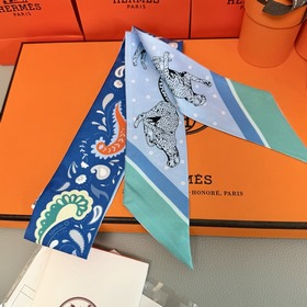 Шарф Hermès Cheetah Bandana Twilly из 